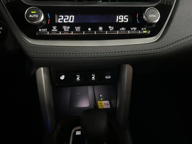 Toyota Corolla Cross Hybride Team D