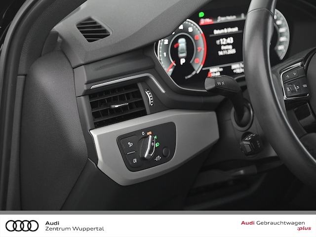 Audi A4 35 TFSI S-Line S-Tronic Sedan