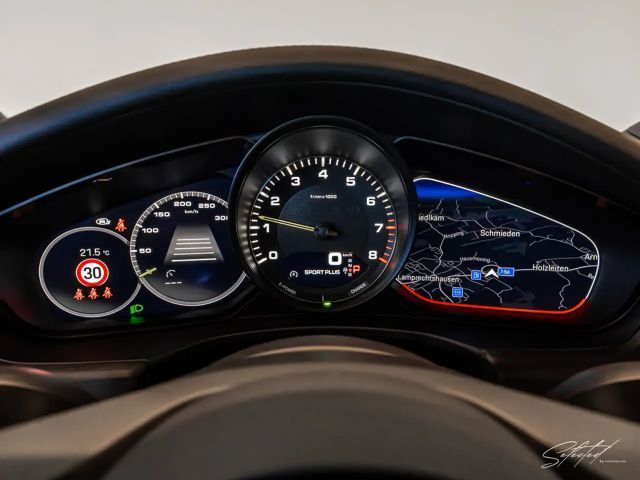 Porsche Panamera E-Hybrid