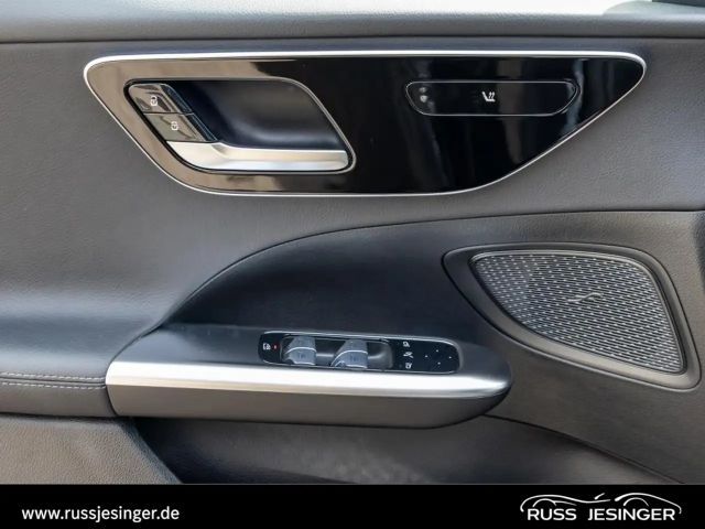 Mercedes-Benz C 300 AVANTGARDE Sedan