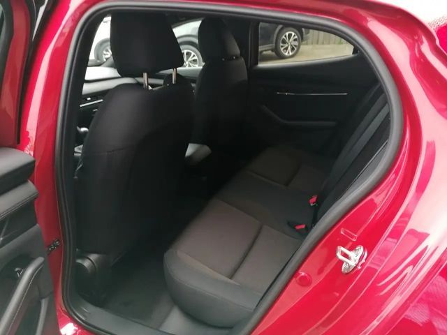 Mazda 3 Exclusive-line