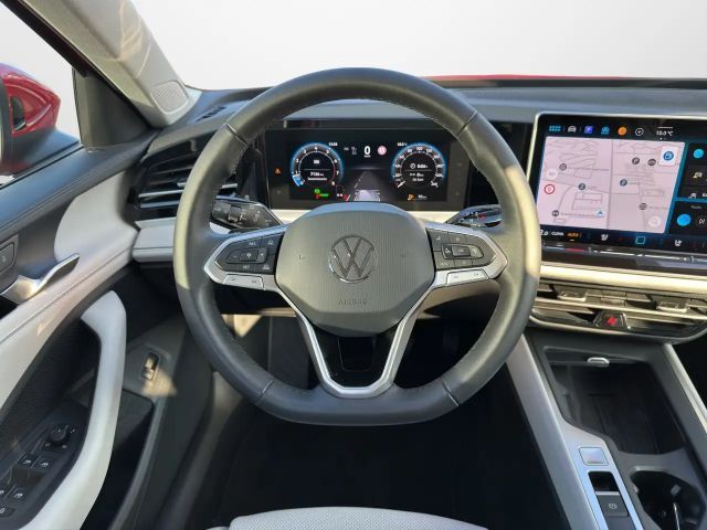 Volkswagen Passat 1.5 eTSI Business DSG Variant