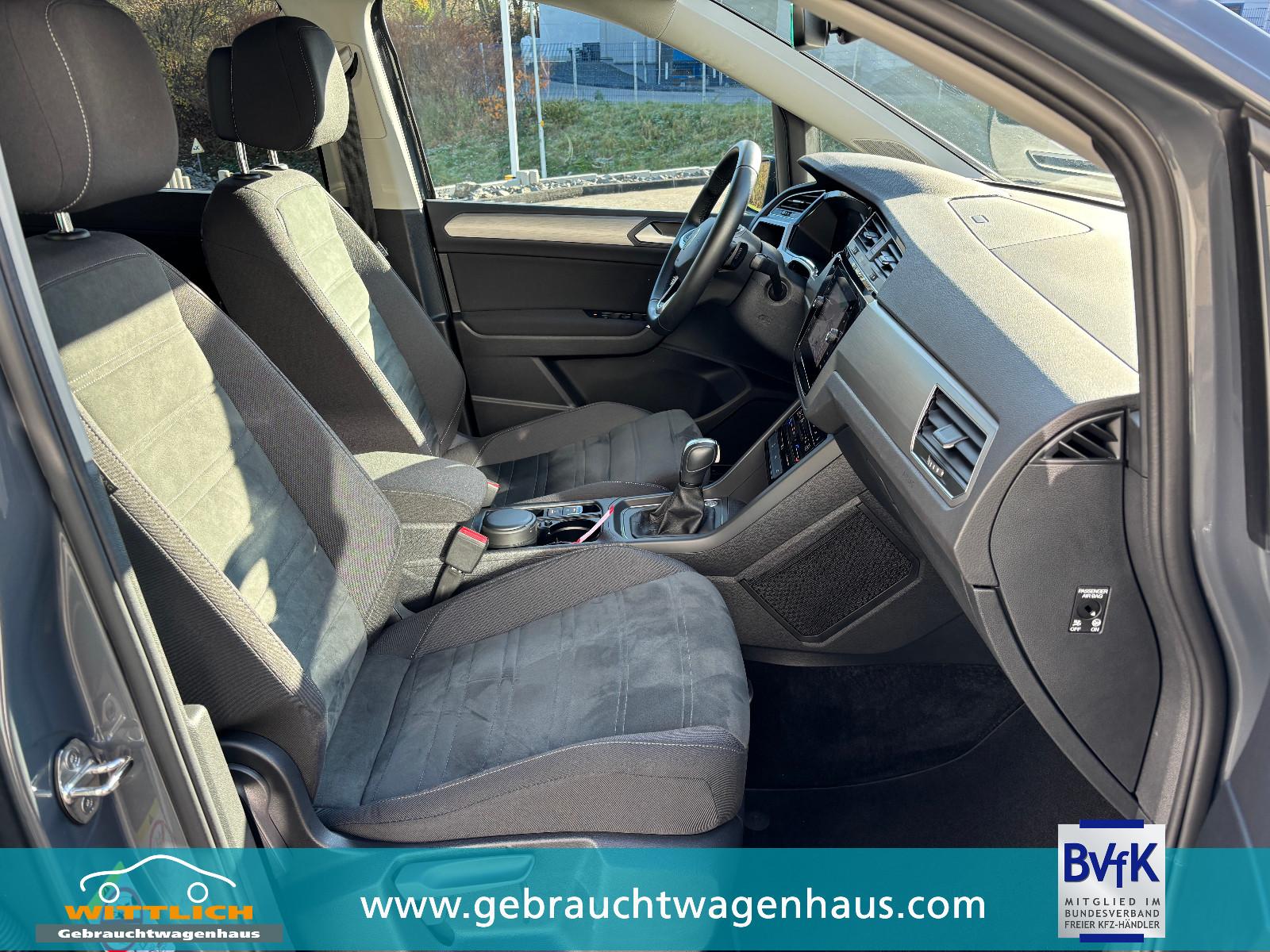 Volkswagen Touran 1.5 TSI DSG