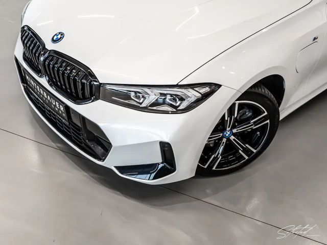 BMW 320 320e M-Sport xDrive