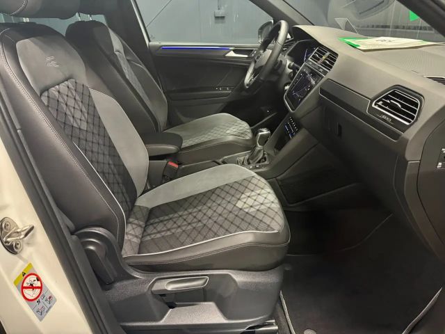 Volkswagen Tiguan Plus R-Line