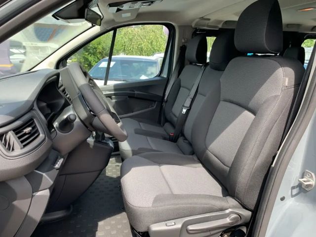 Renault Trafic Blue Grand dCi 150