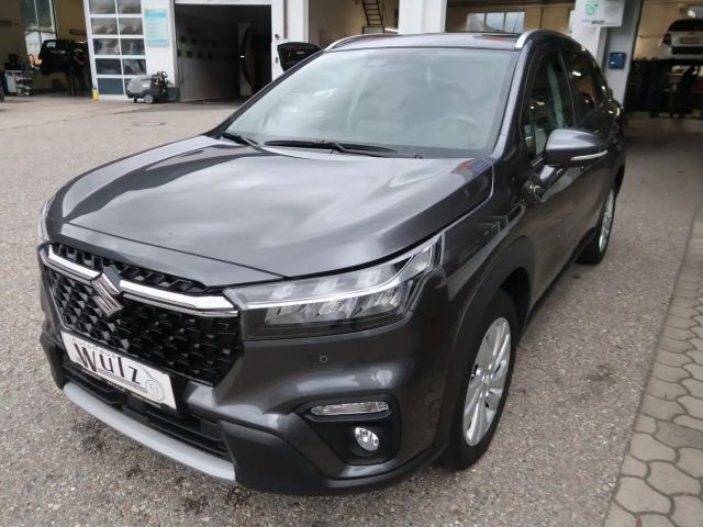 Suzuki S-Cross AllGrip Hybrid