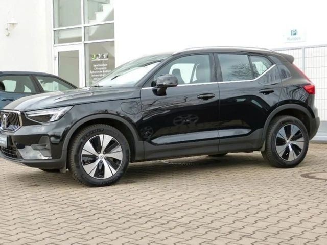 Volvo XC40 Core T4