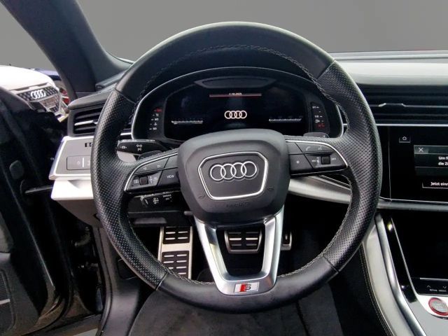 Audi SQ8 Quattro