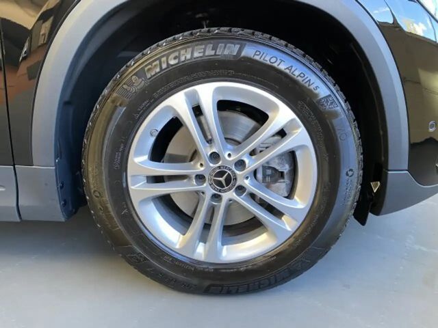 Mercedes-Benz GLA 200 Progressive