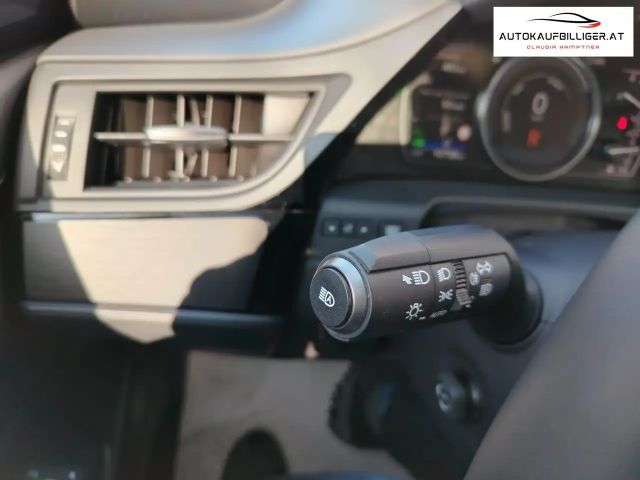 Lexus ES Business Line