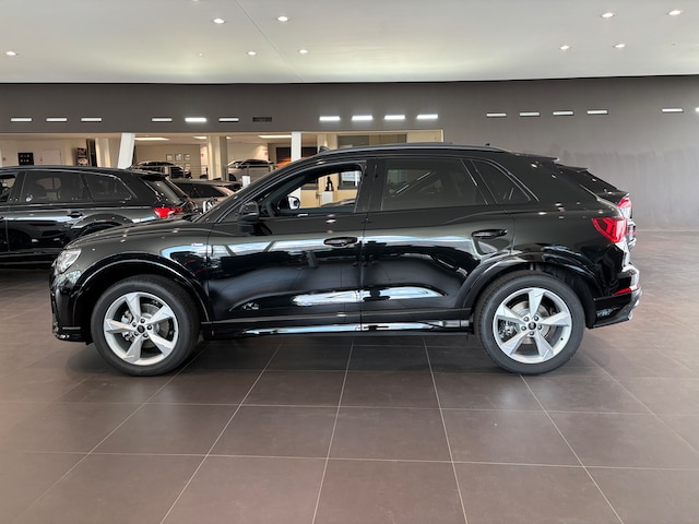Audi Q3 35 TDI S-Line S-Tronic