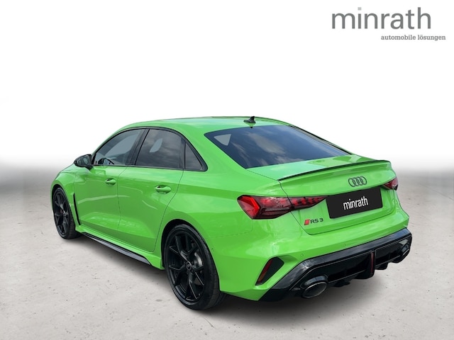 Audi RS3 Quattro S-Tronic Sedan