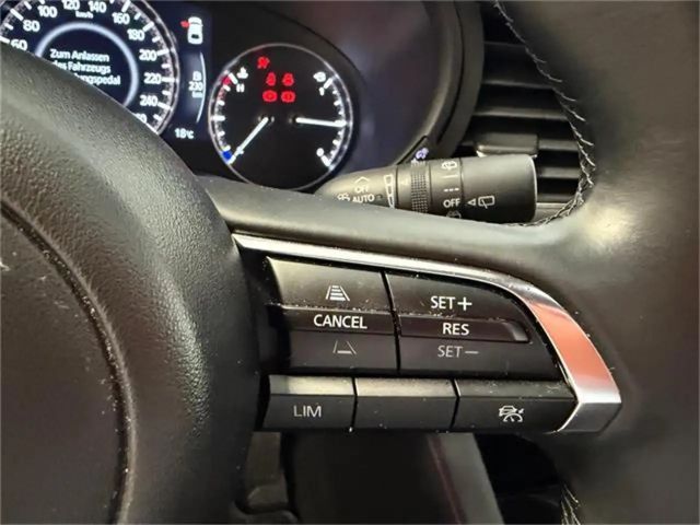 Mazda 3 Homura SkyActiv e-Skyactiv