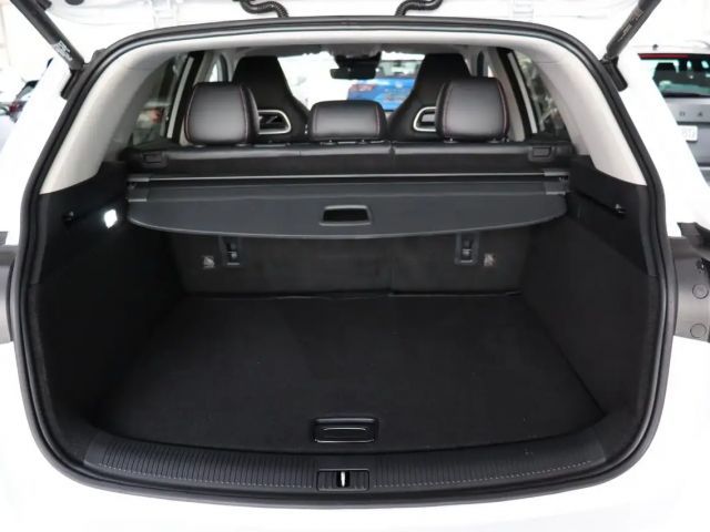 MG EHS Luxury PHEV