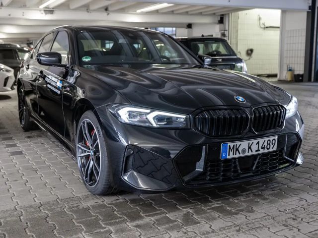 BMW 320 320d M-Sport Sedan xDrive