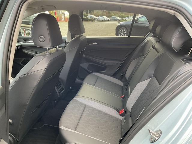 Volkswagen Golf 1.5 eTSI DSG Golf VIII