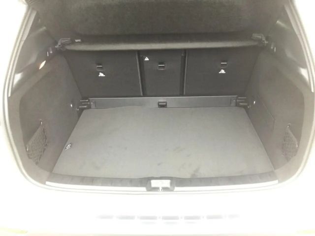 Mercedes-Benz GLA 200 Progressive