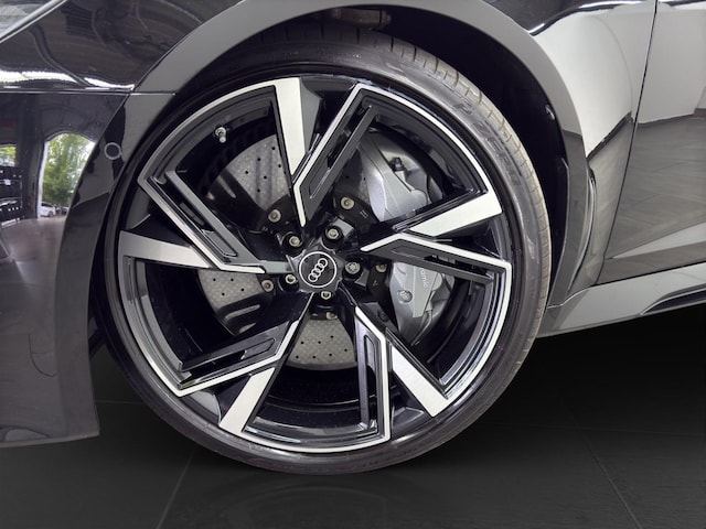 Audi RS6 Avant Quattro