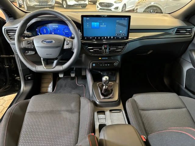 Ford Focus ST Line Wagon