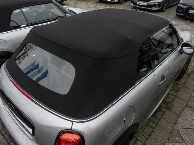 MINI Cooper Cabrio Cooper JCW Trim LED ACC SiHz Navi KlimaA Komf RFK