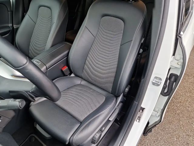 Mercedes-Benz GLB 180 GLB 180 d