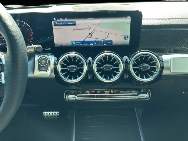 Mercedes-Benz GLB 220 4MATIC AMG Line