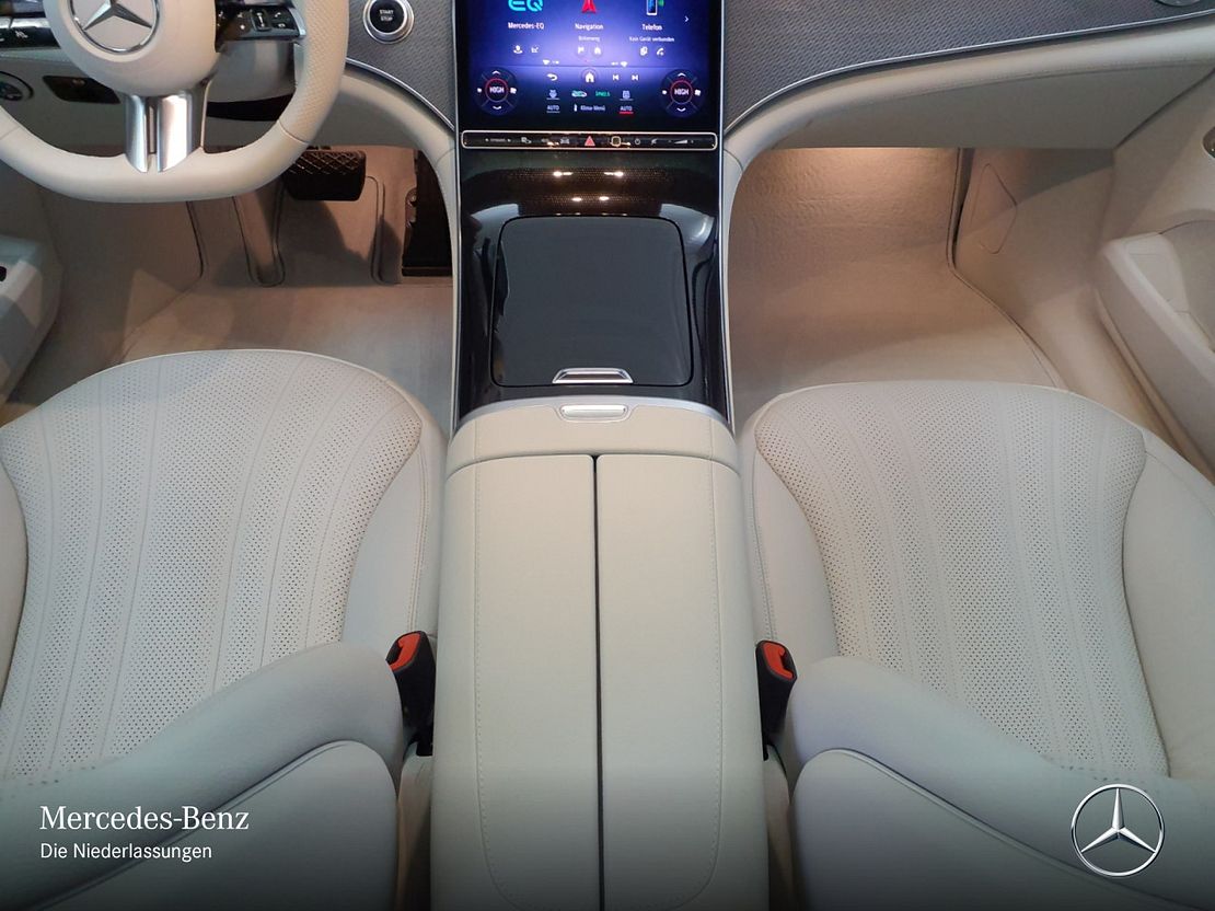 Mercedes-Benz EQE 350 Sedan