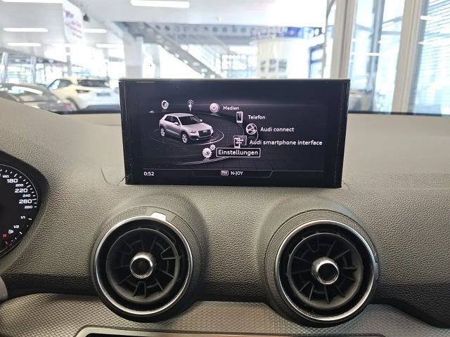 Audi Q2 30, Kamera,LED,Sitzheizung,PDC