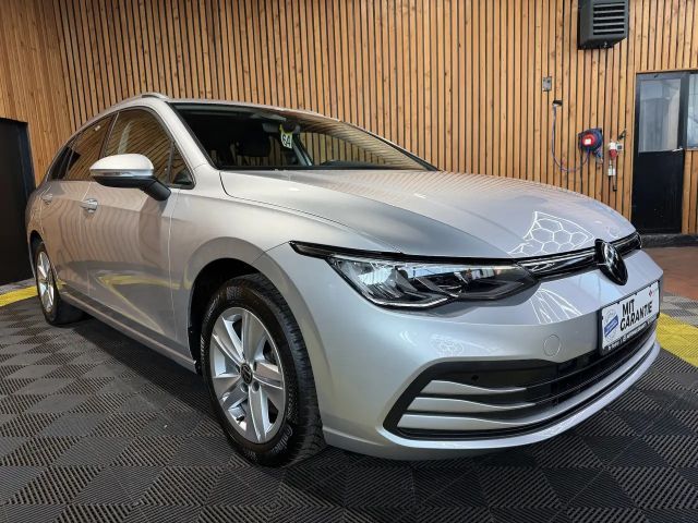 Volkswagen Golf DSG Life Variant