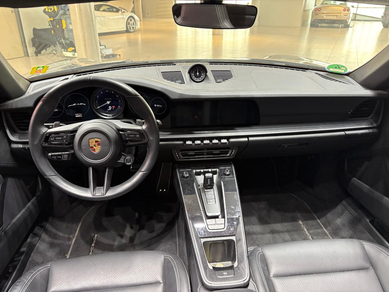 Porsche 911 4 992 Cabriolet Carrera GTS