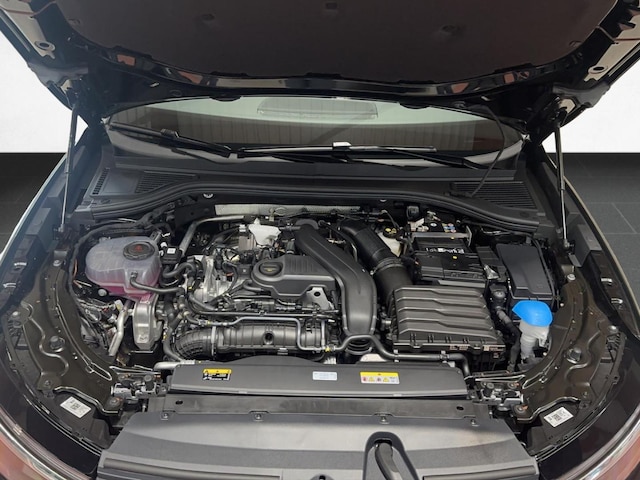 Volkswagen Passat 1.5 eTSI Business DSG
