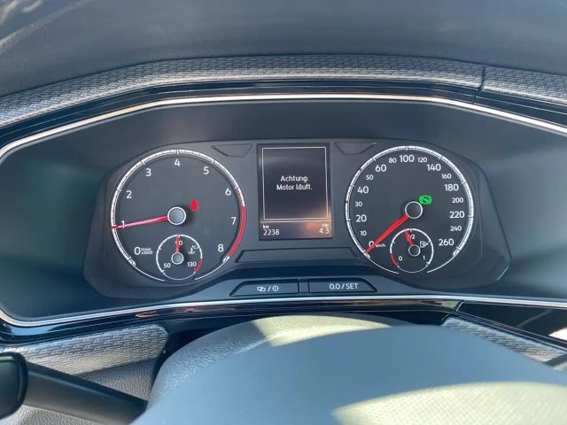 Volkswagen T-Cross 1.0 TSI DSG Life R-Line