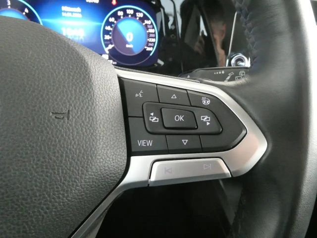 Volkswagen Golf DSG Life