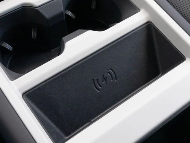 Land Rover Defender 110 D200 Dynamic SE