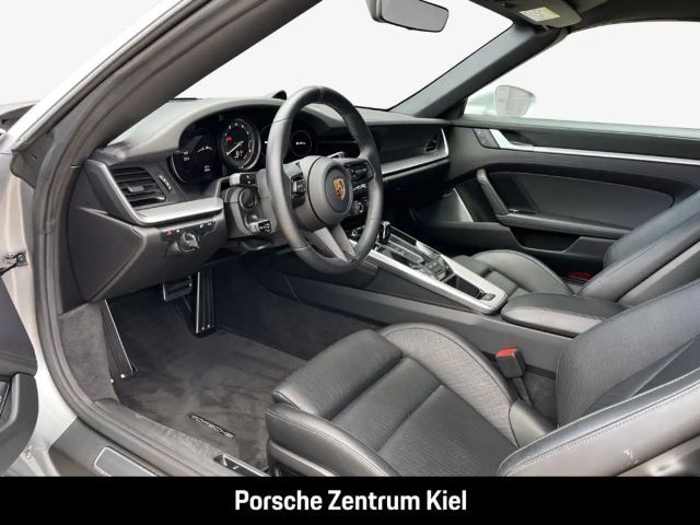 Porsche 992 4S Coupé Targa