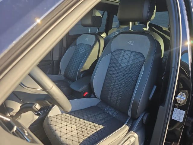 Volkswagen Tiguan 2.0 TSI DSG R-Line