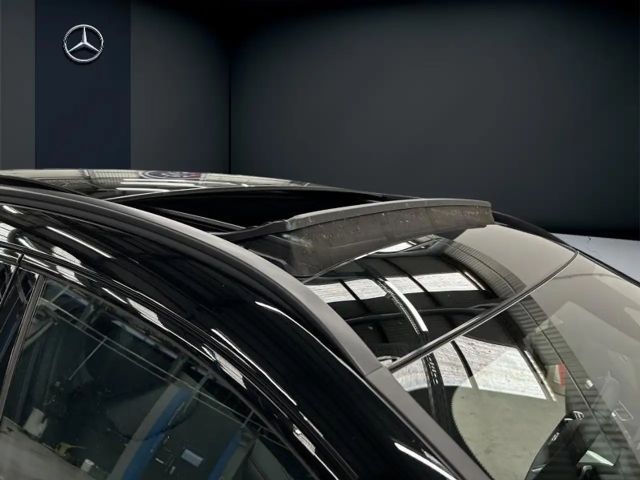 Mercedes-Benz GLA 180 AMG Line