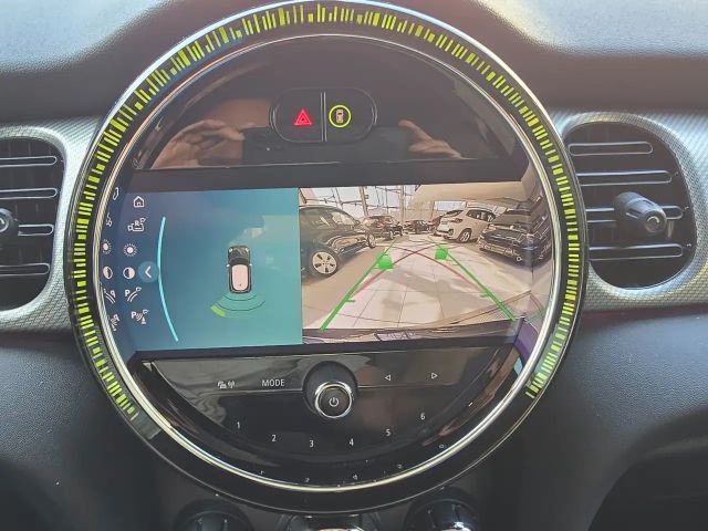 MINI Cooper 1,5 Aut. "Yours Trim" Vollleder/Sportsitze/LED