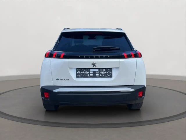 Peugeot E-2008 Allure Pack