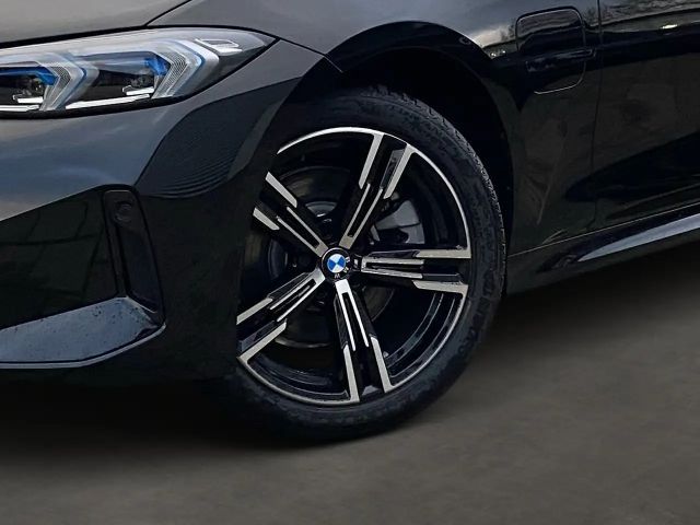 BMW 330 330e M-Sport Touring