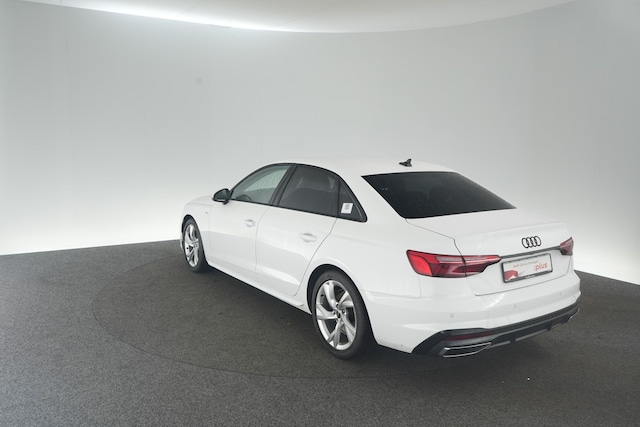Audi A4 40 TFSI S-Tronic Sedan