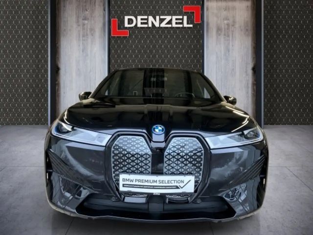 BMW iX xDrive50