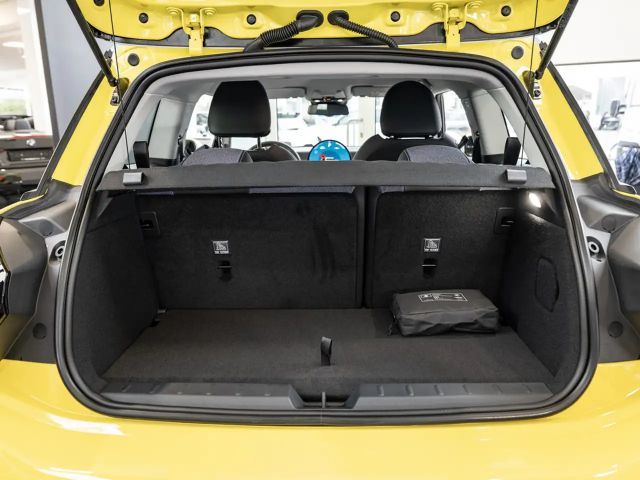 MINI Cooper E Classic Trim HUD LED PDC KEYLESS