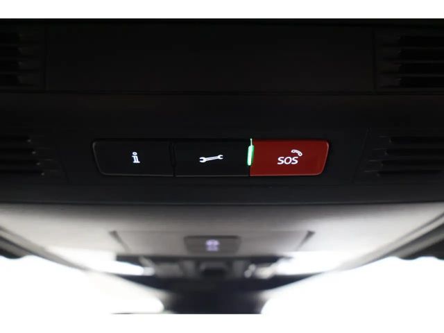 Volkswagen T-Roc 1.5 TSI DSG R-Line