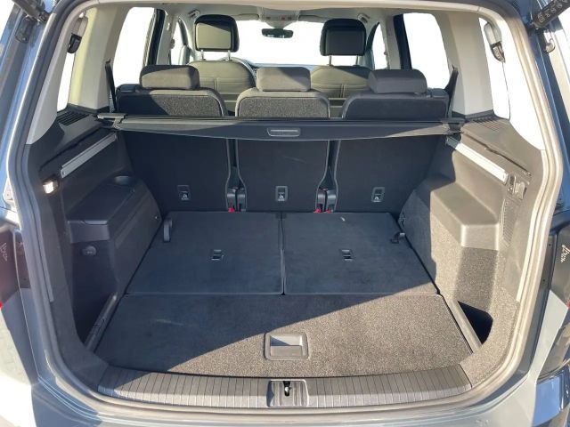 Volkswagen Touran DSG Highline R-Line