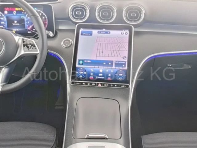 Mercedes-Benz C 200 Sedan