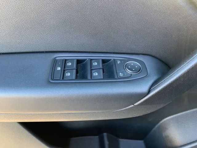 Renault Captur Evolution TCe 140