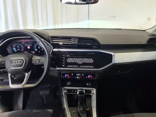 Audi Q3 35 TFSI S-Line