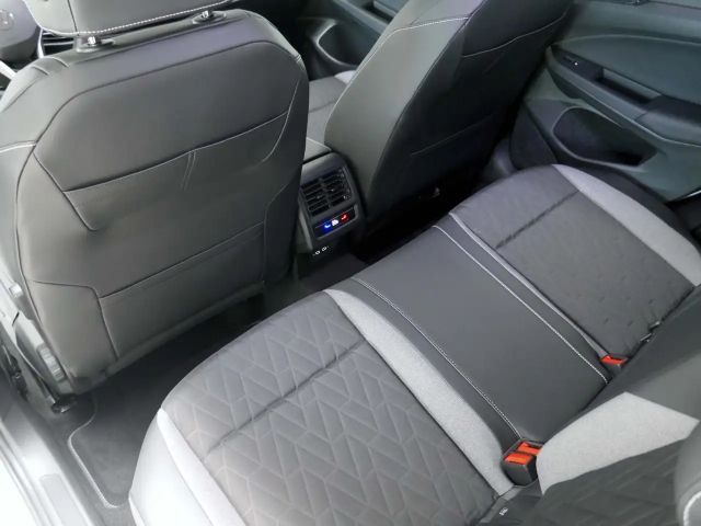 Volkswagen Golf 1.5 TSI Golf VIII